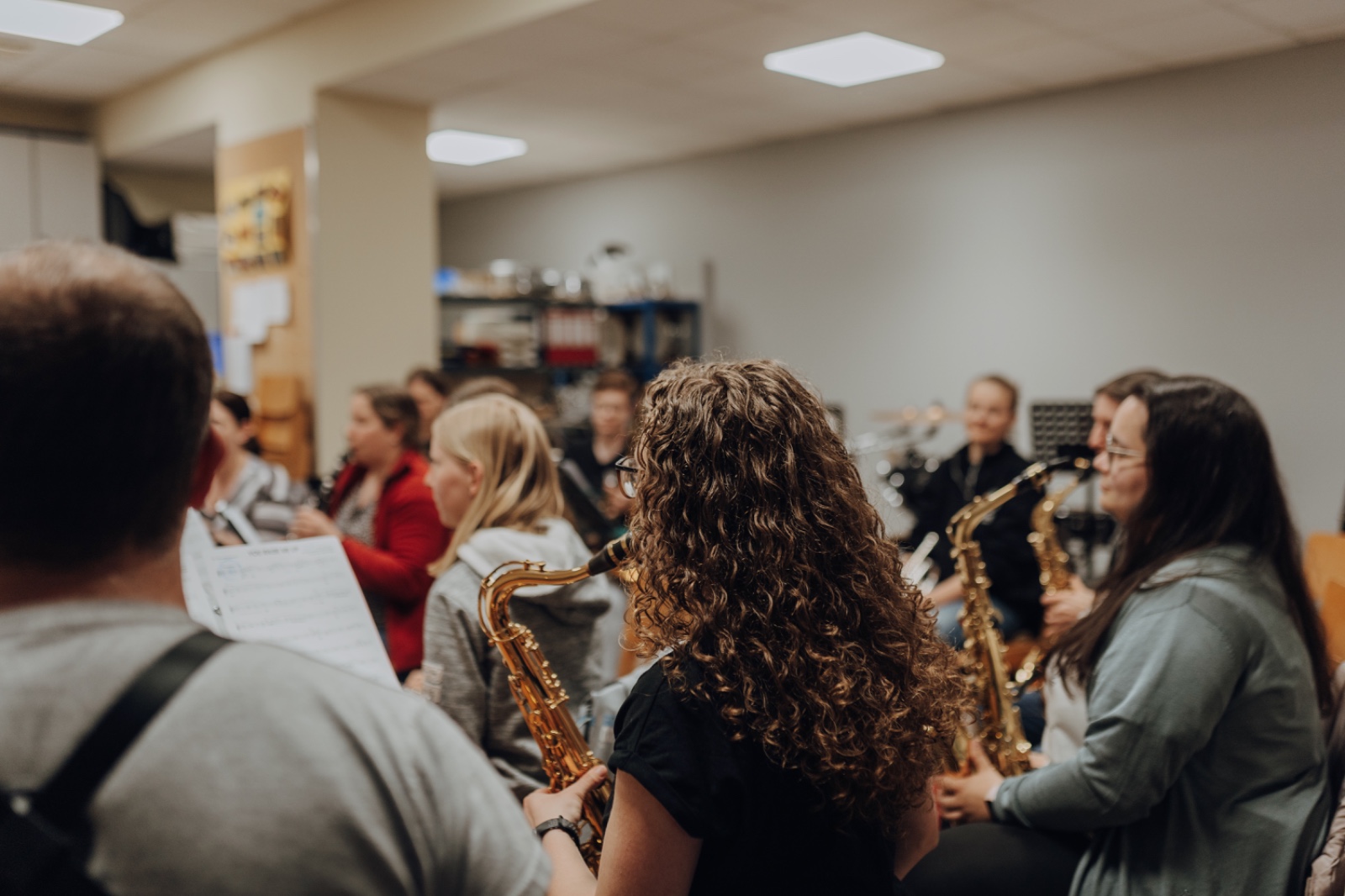 Musikerinnen und Musiker der Jugendkapelle